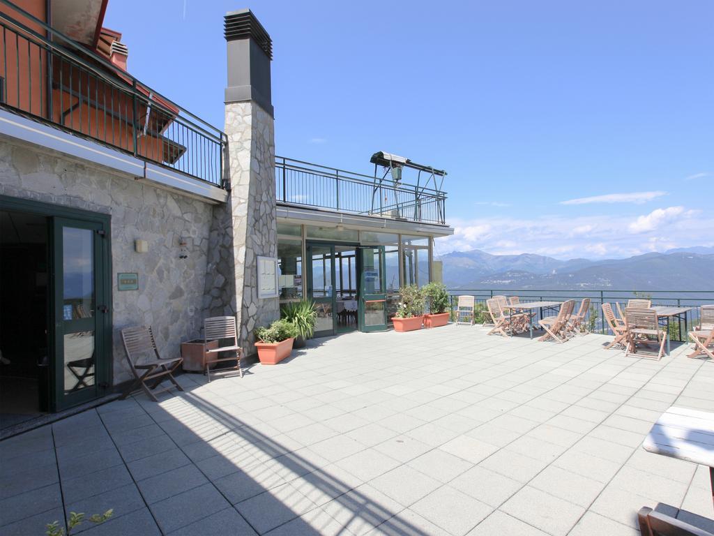 Hotel Funivia Laveno-Mombello Exterior photo