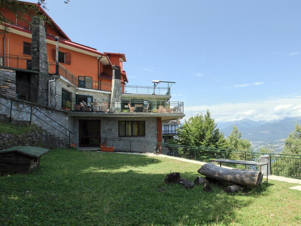 Hotel Funivia Laveno-Mombello Exterior photo