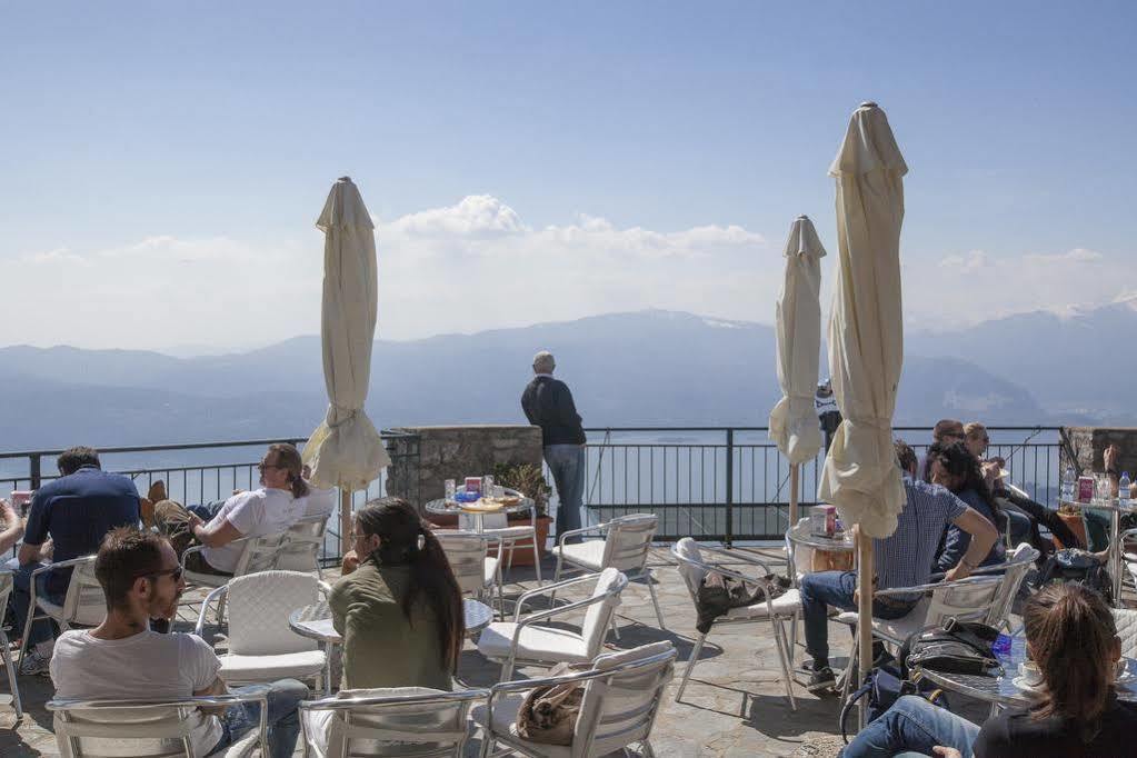 Hotel Funivia Laveno-Mombello Exterior photo
